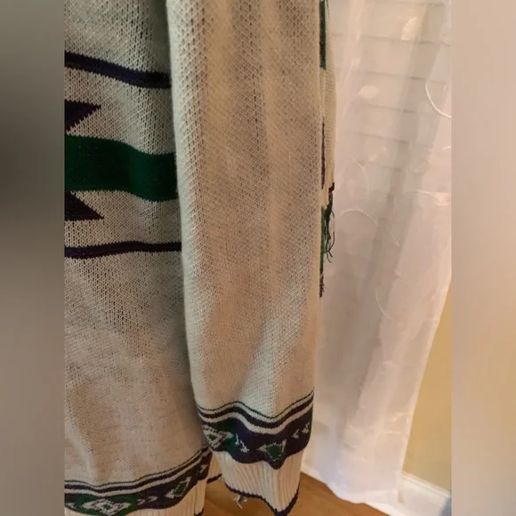 Bo Bel Beige with Dark Green and Purple Fringe Cardigan Sweeter NWT - Picture 6 of 12